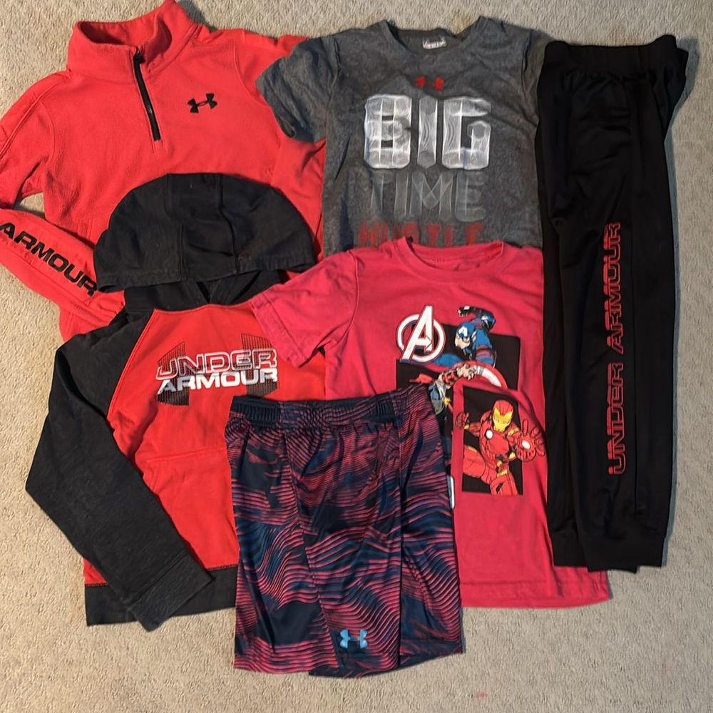 Youth Under Armour Bundle Small 7 Red Black Avengers